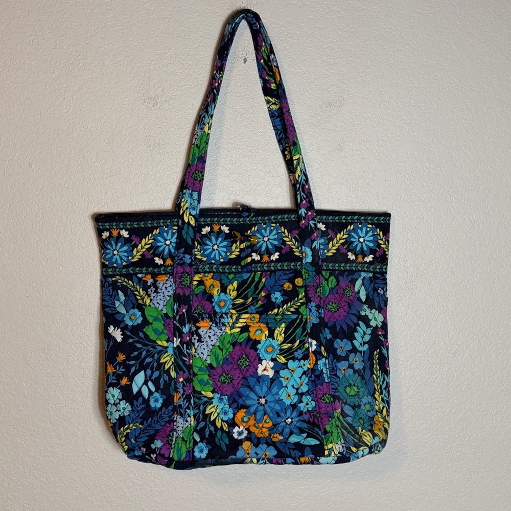 VERA BRADLEY Midnight Garden East West Toggle Tote Black Blue Purple Floral